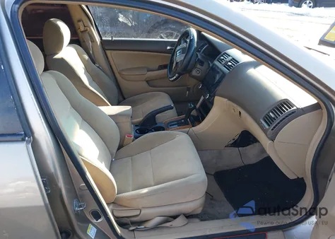 2003 Honda Accord 2.4 Ex z USA, uszkodzony, nr VIN 1HGCM56613A078474